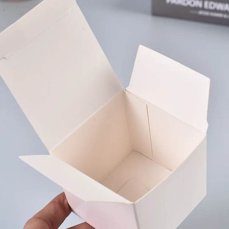 Carton Blanc Vierge en Papier  - Wedding Favor Box avis et prix