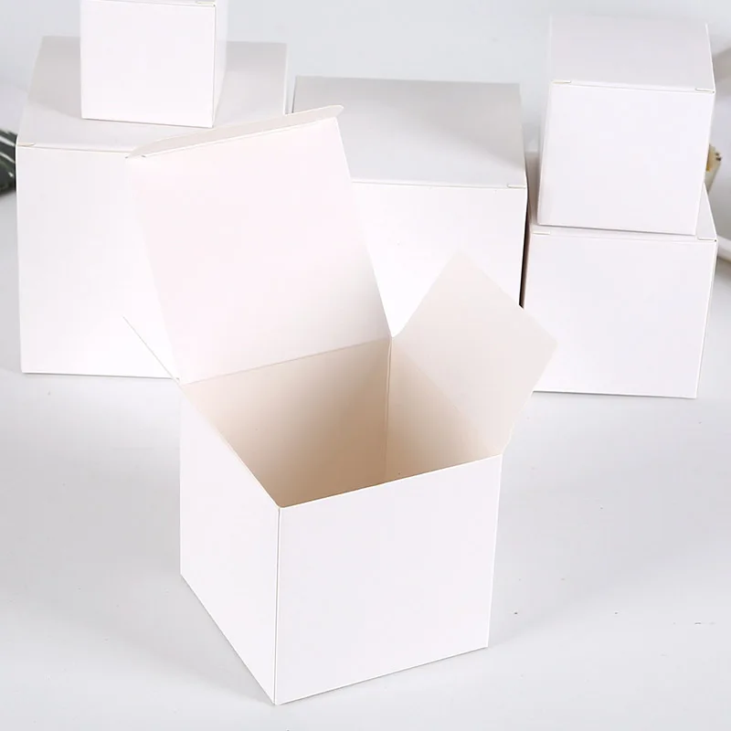 Carton Blanc Vierge en Papier  - Wedding Favor Box avis et prix
